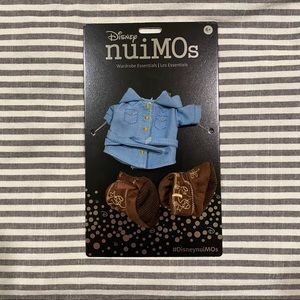 Disney Nuimos Cowgirl outfit